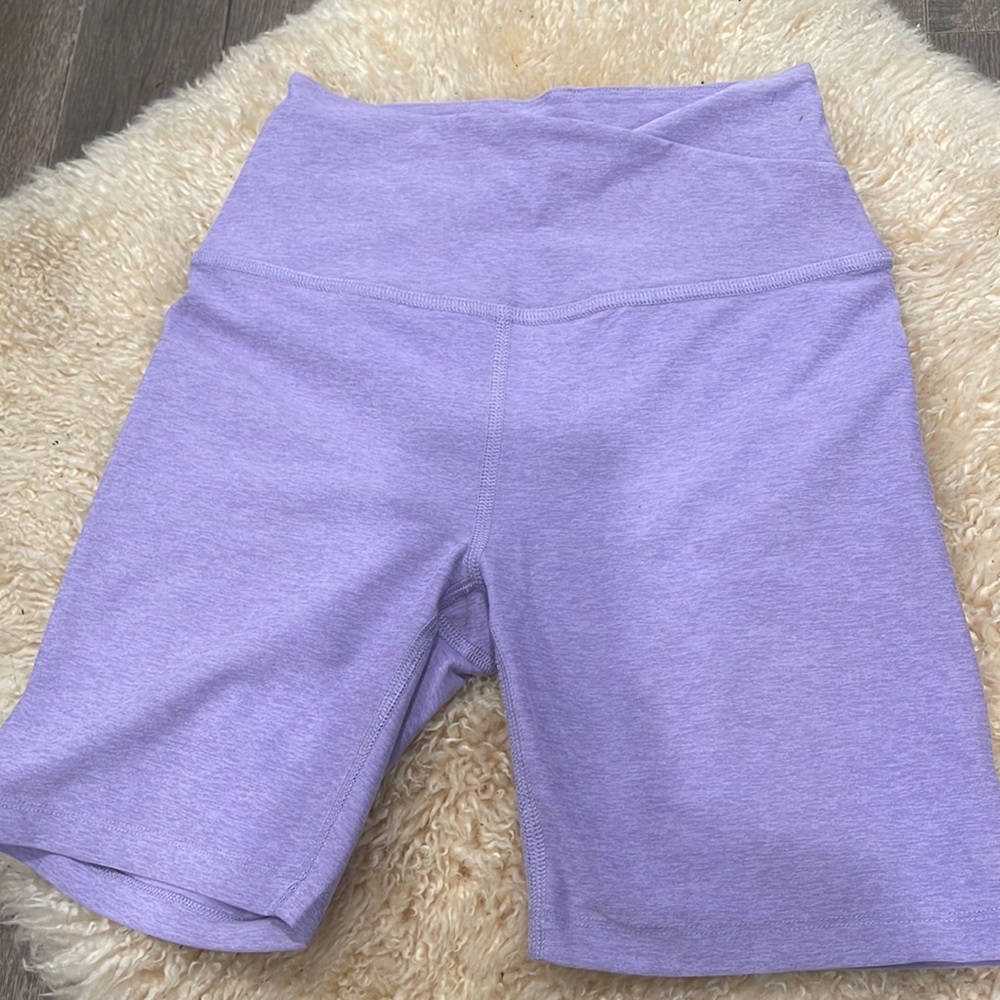 Beyond Yoga Spacedye High Waist Biker Short in Crisp Lavendar Heather